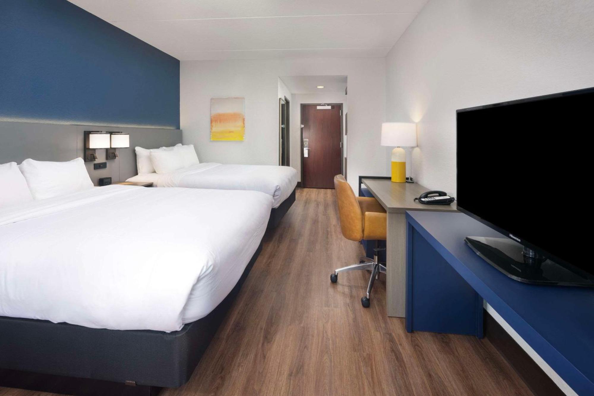 Comfort Suites Outlet Center Asheville Zewnętrze zdjęcie