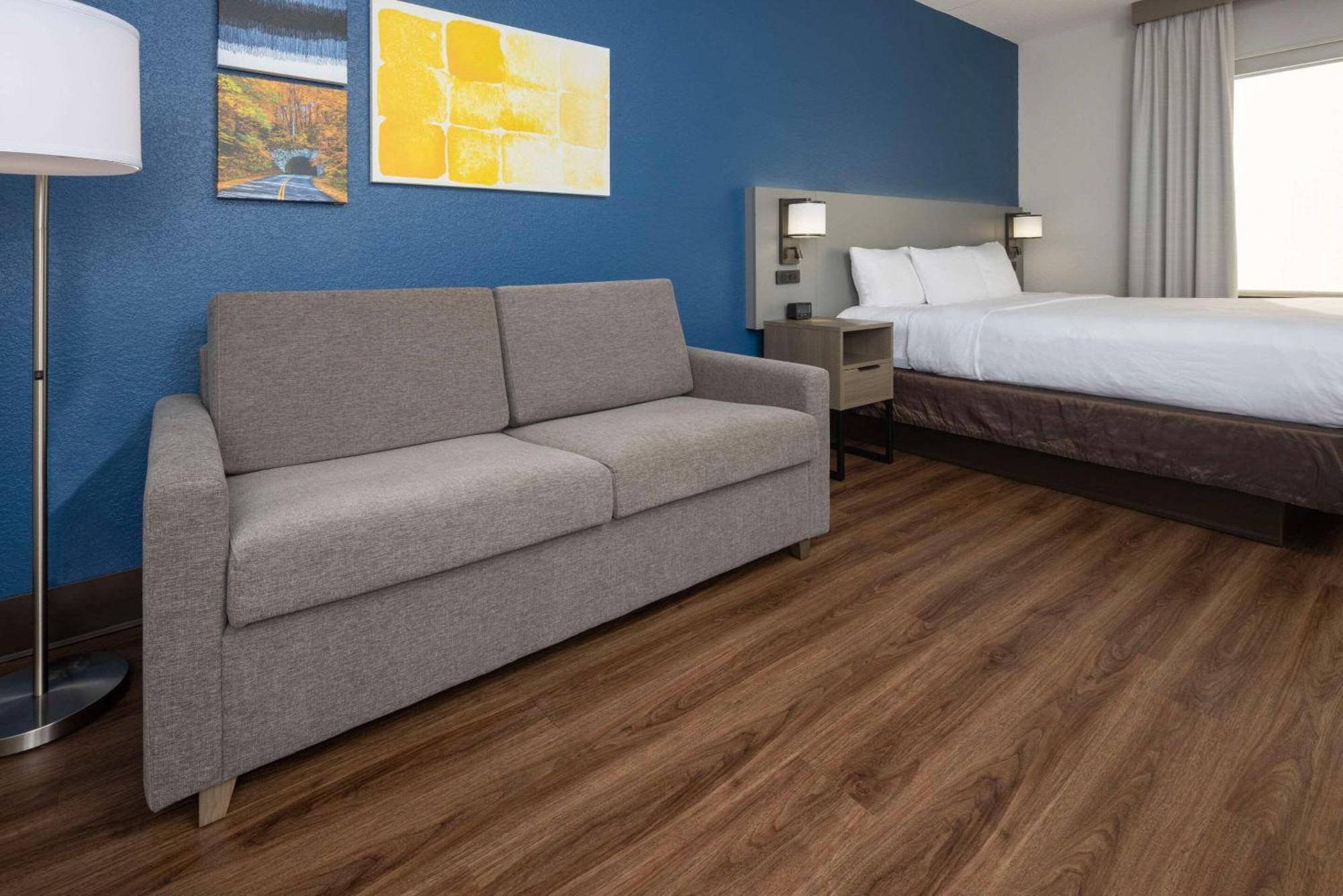 Comfort Suites Outlet Center Asheville Zewnętrze zdjęcie