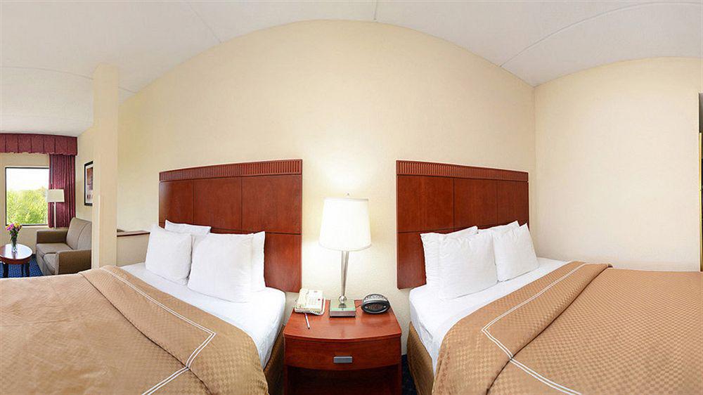Comfort Suites Outlet Center Asheville Zewnętrze zdjęcie